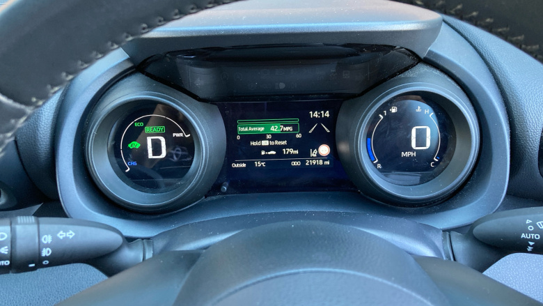 Toyota Yaris 1.5 Hybrid Design 5dr CVT Hybrid Hatchback